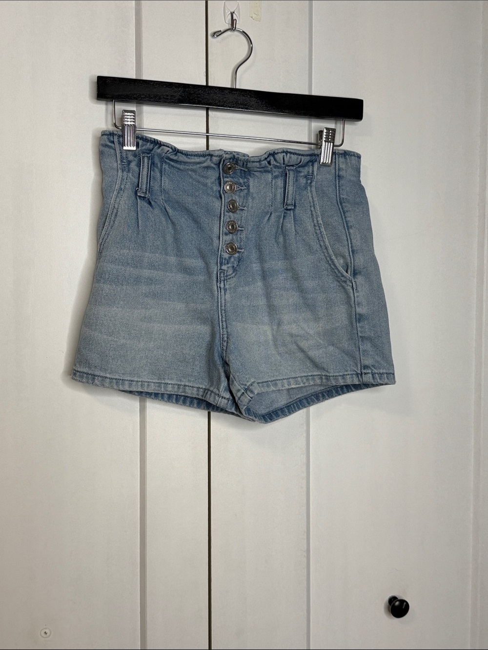 American Eagle Outfitters - 0- Light Blue High Waist Button-Front Denim Shorts